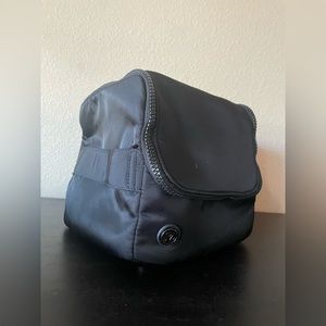 Lululemon Sink Shower Travel Kit